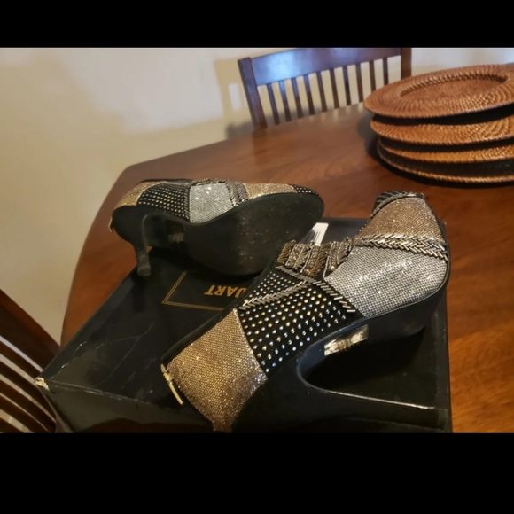 Colin Stuart - Picture 3 of 10